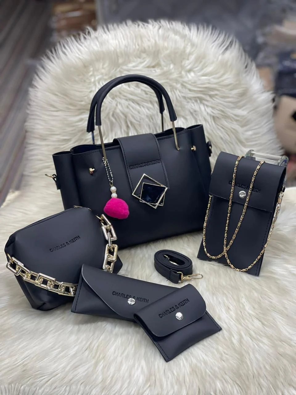 Stylish Ladies Handbag for Sale
